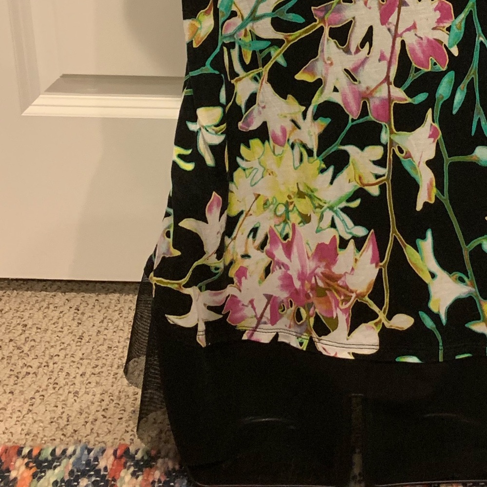 TROPICAL PRINT TOP - Picture 5 of 6